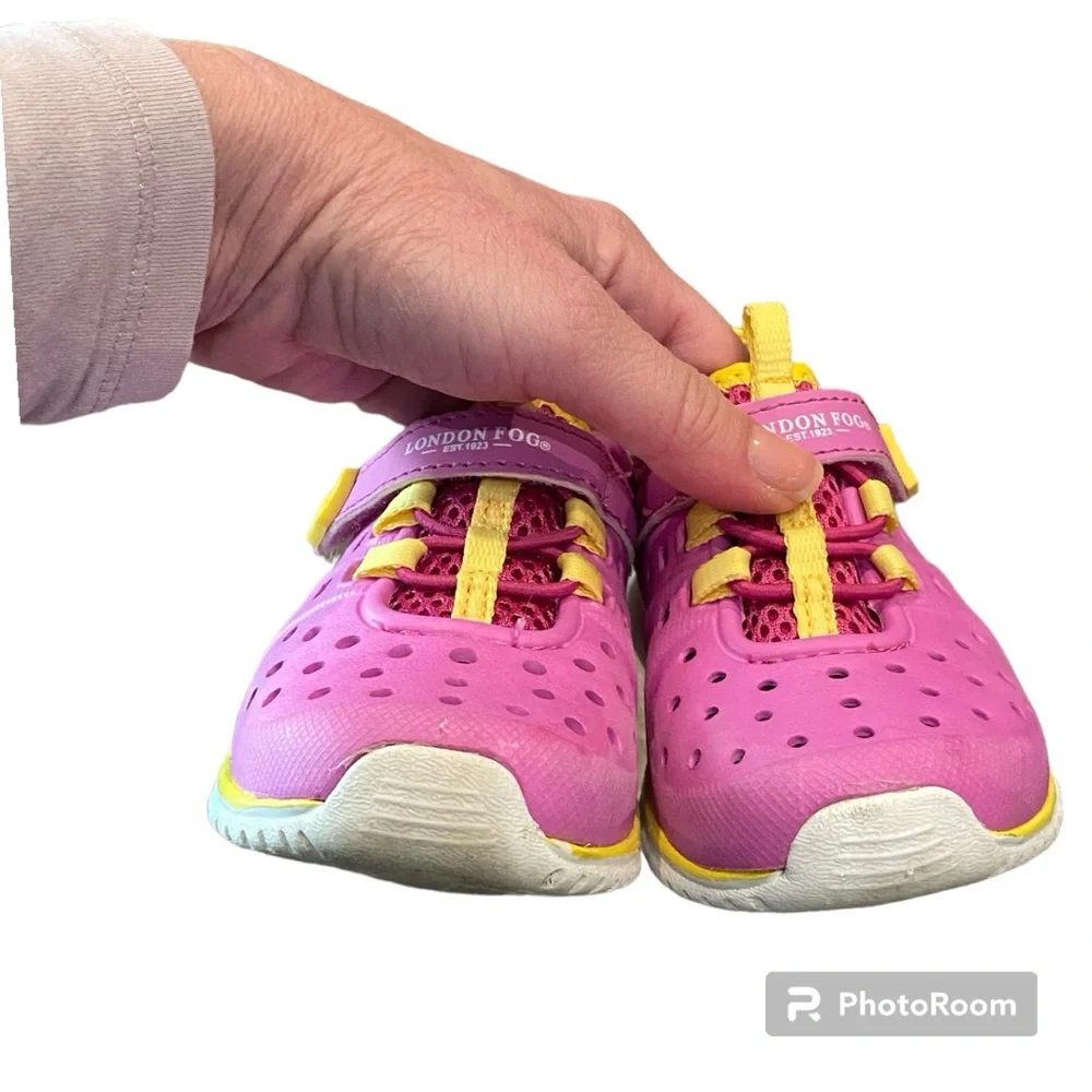 London Fogg Water Shoe Pink